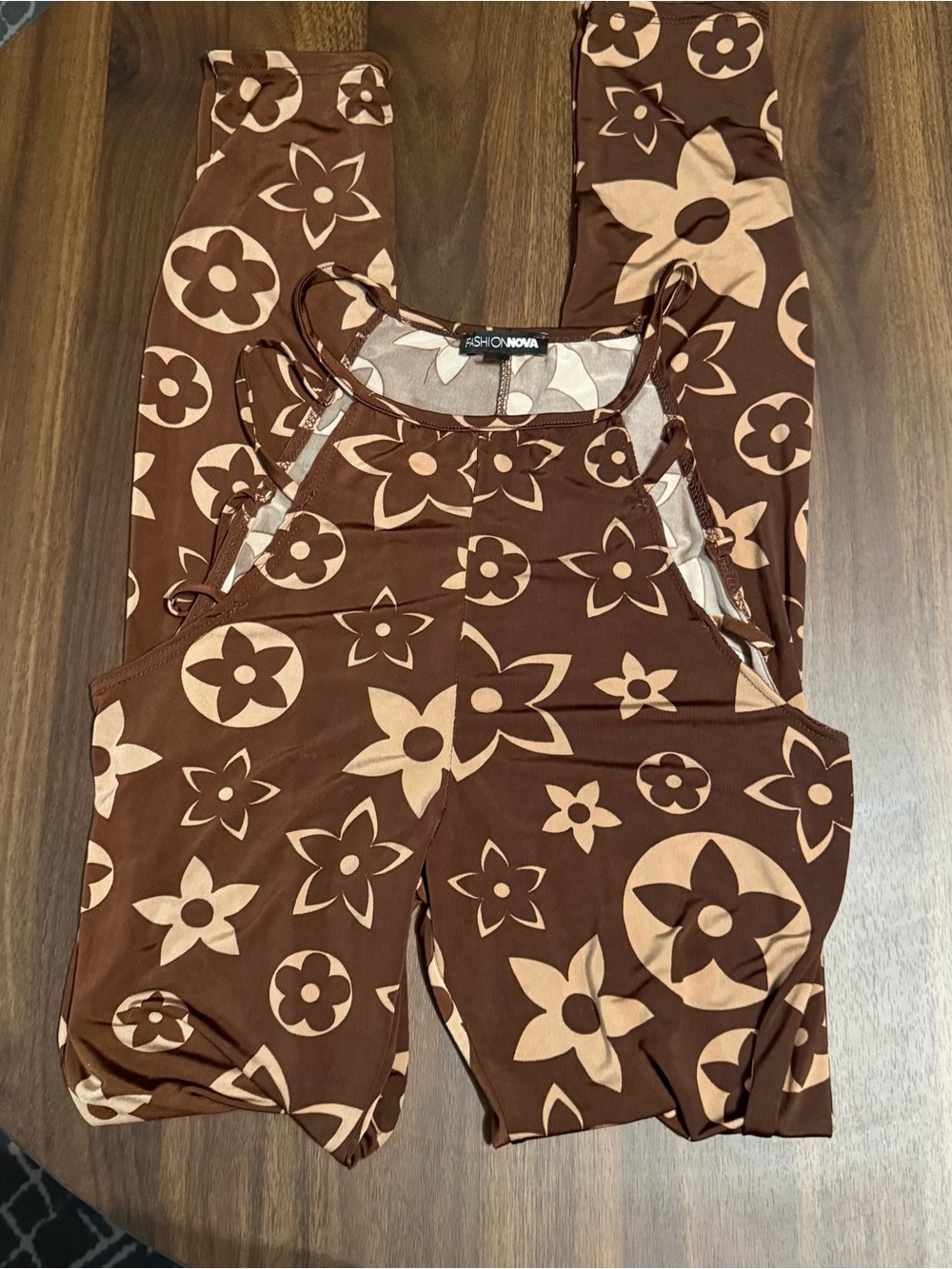 Fashion nova pants